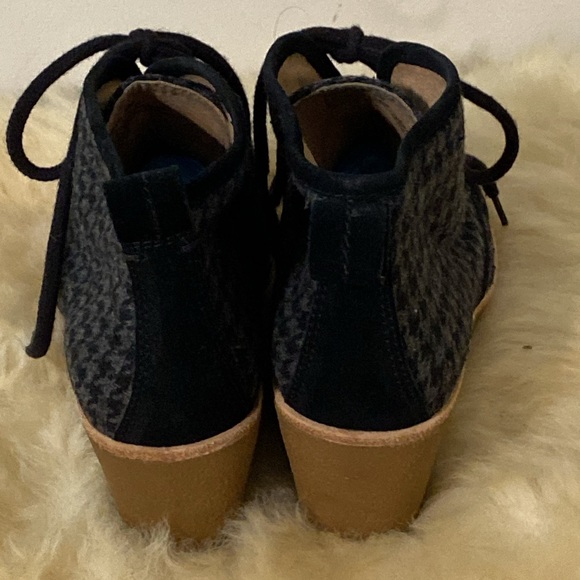 G. H. Bass Houndstooth Cloth and Suede Leather Wedge Moccasin Loafer size 8 - Picture 6 of 13